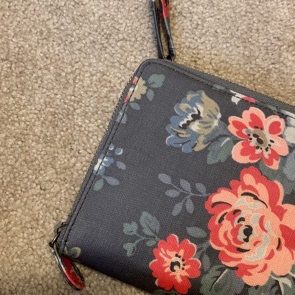 Bag - Picture 2 of 7